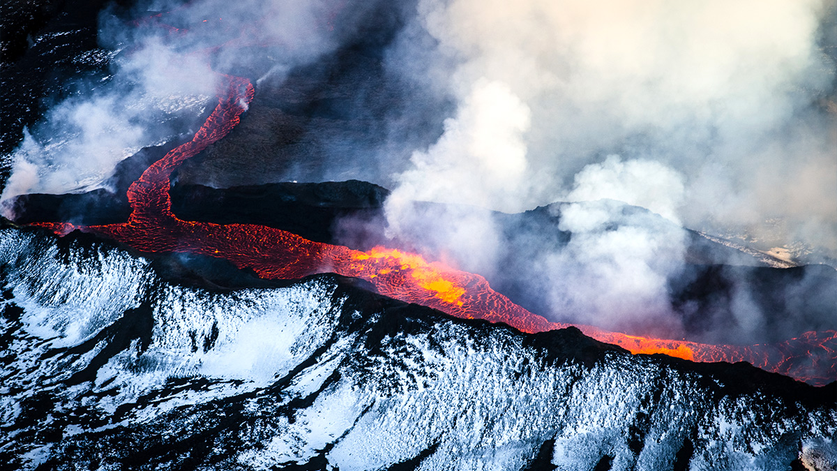 Glacial landscapes and lagoons in Iceland
